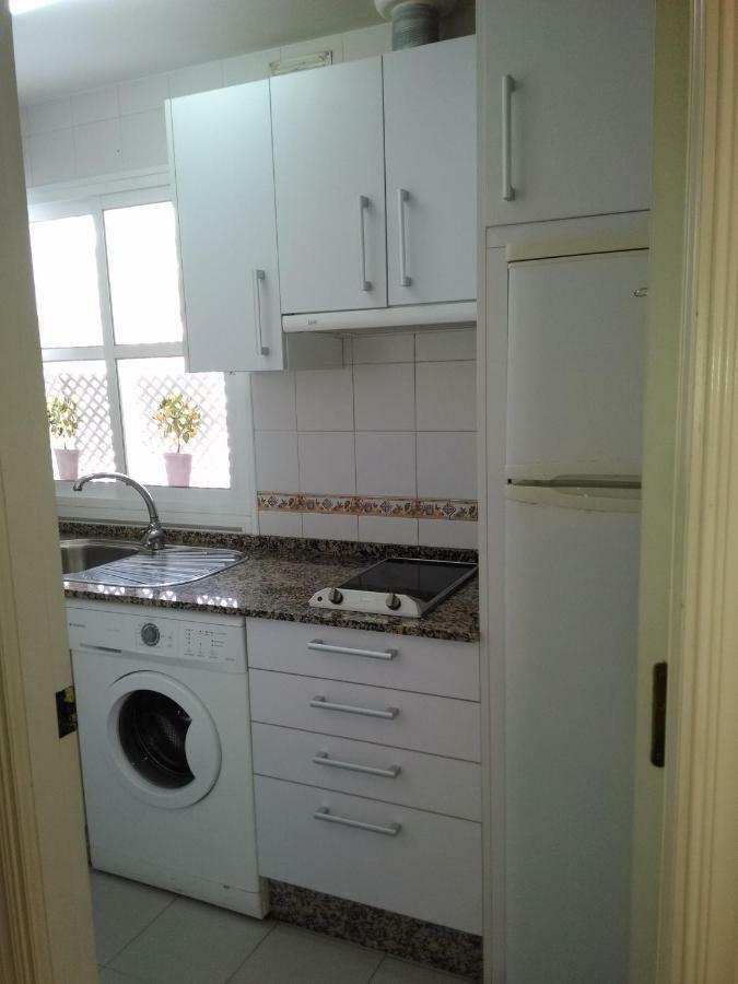 Apartamento Dos Faros โกนิล เด ลาฟรอนเตรา ภายนอก รูปภาพ